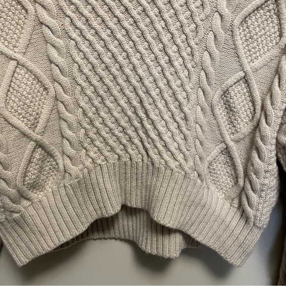Aritzia Sunday Best Peggy Cream Cable Knit Crew Neck Sweater Oversized Crop XXS - Picture 4 of 11